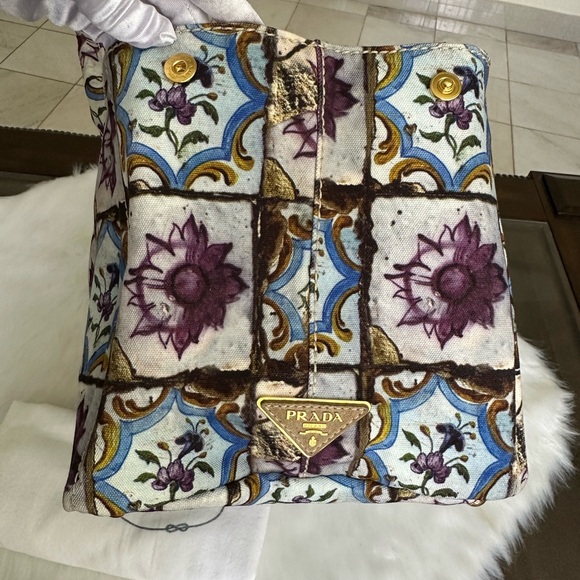 Canapa comes with dust bag - Picture 5 of 17